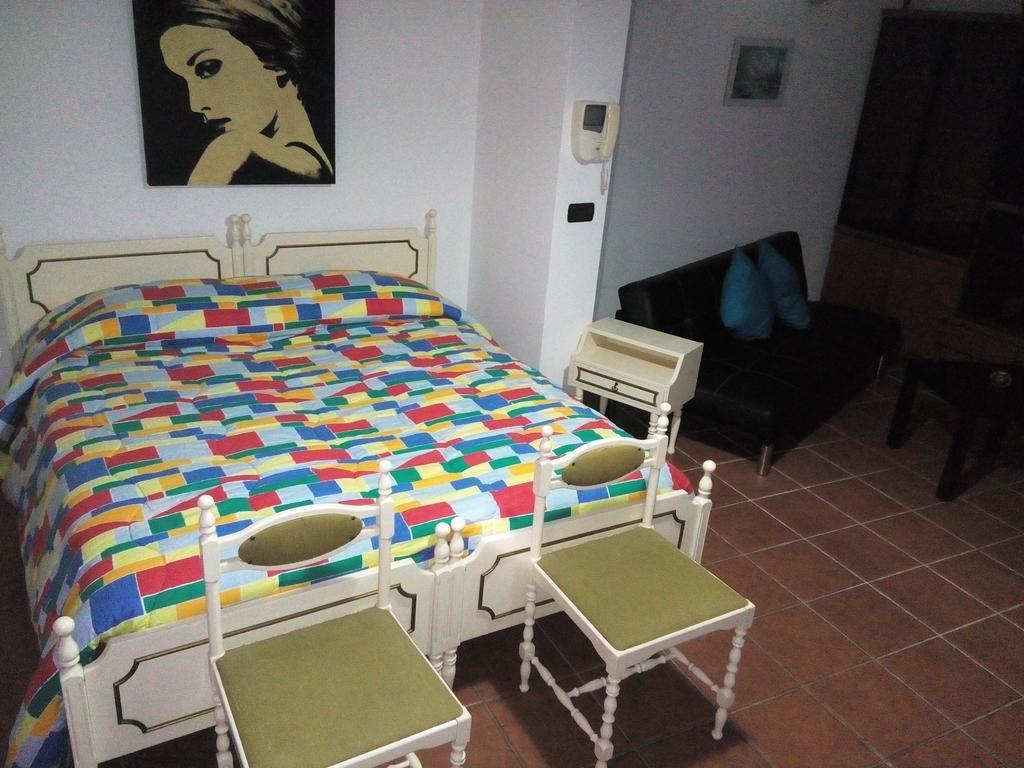 Dimora Donna Clara Bed & Breakfast Conversano Cameră foto